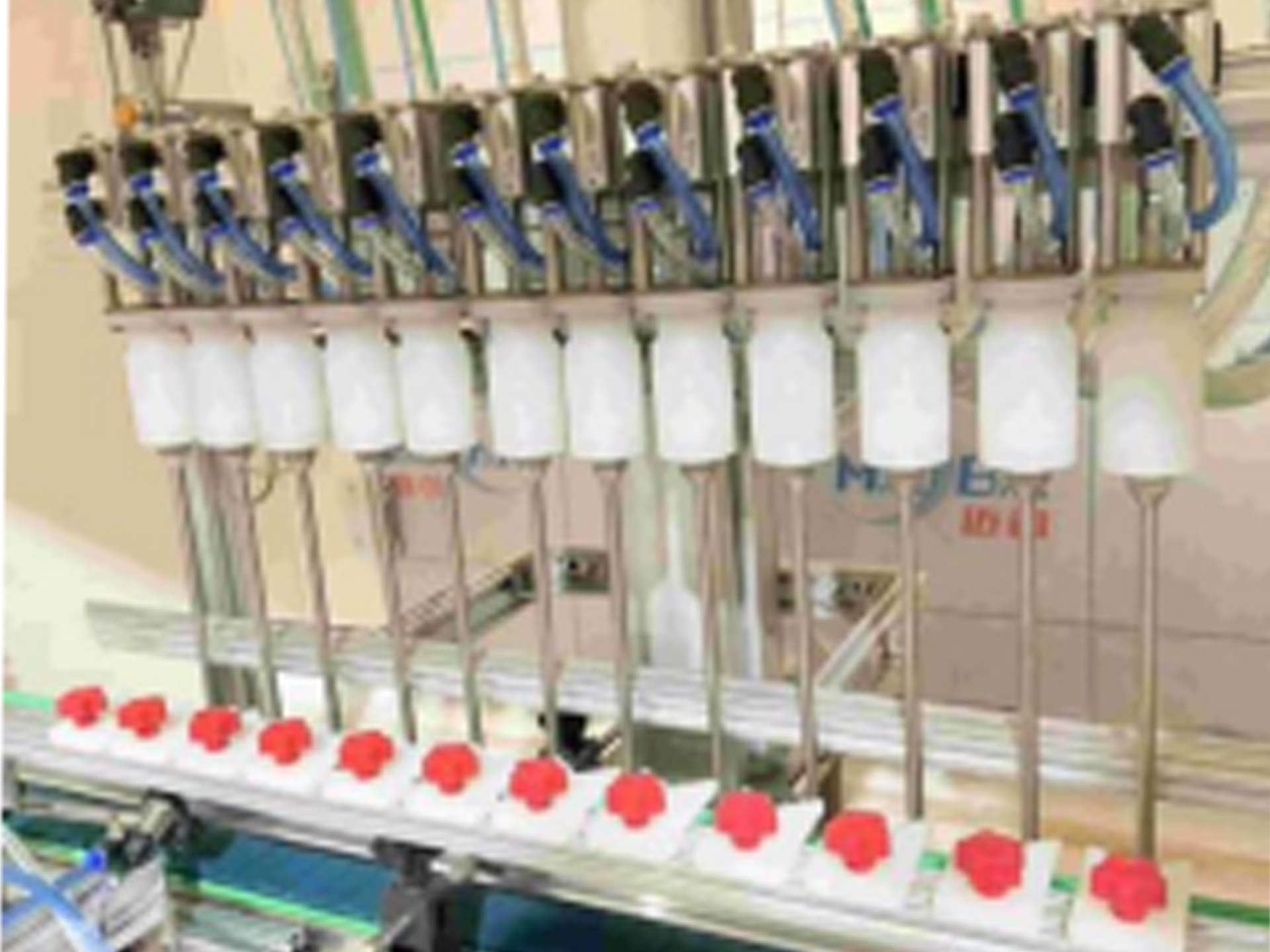 Anti-corrosion filling machine