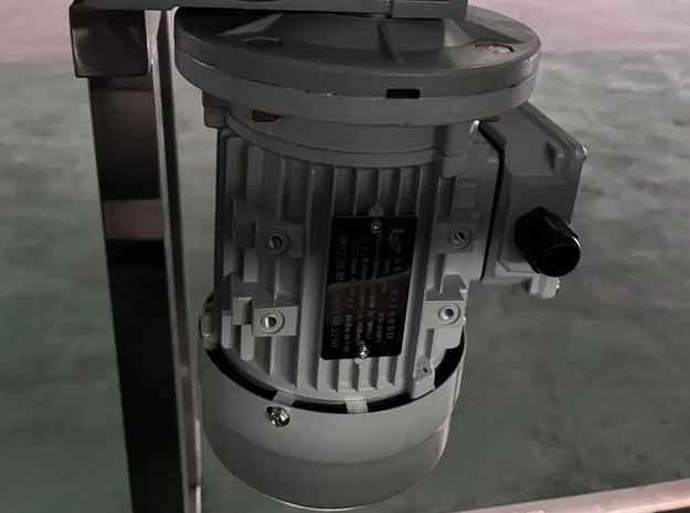 Motor